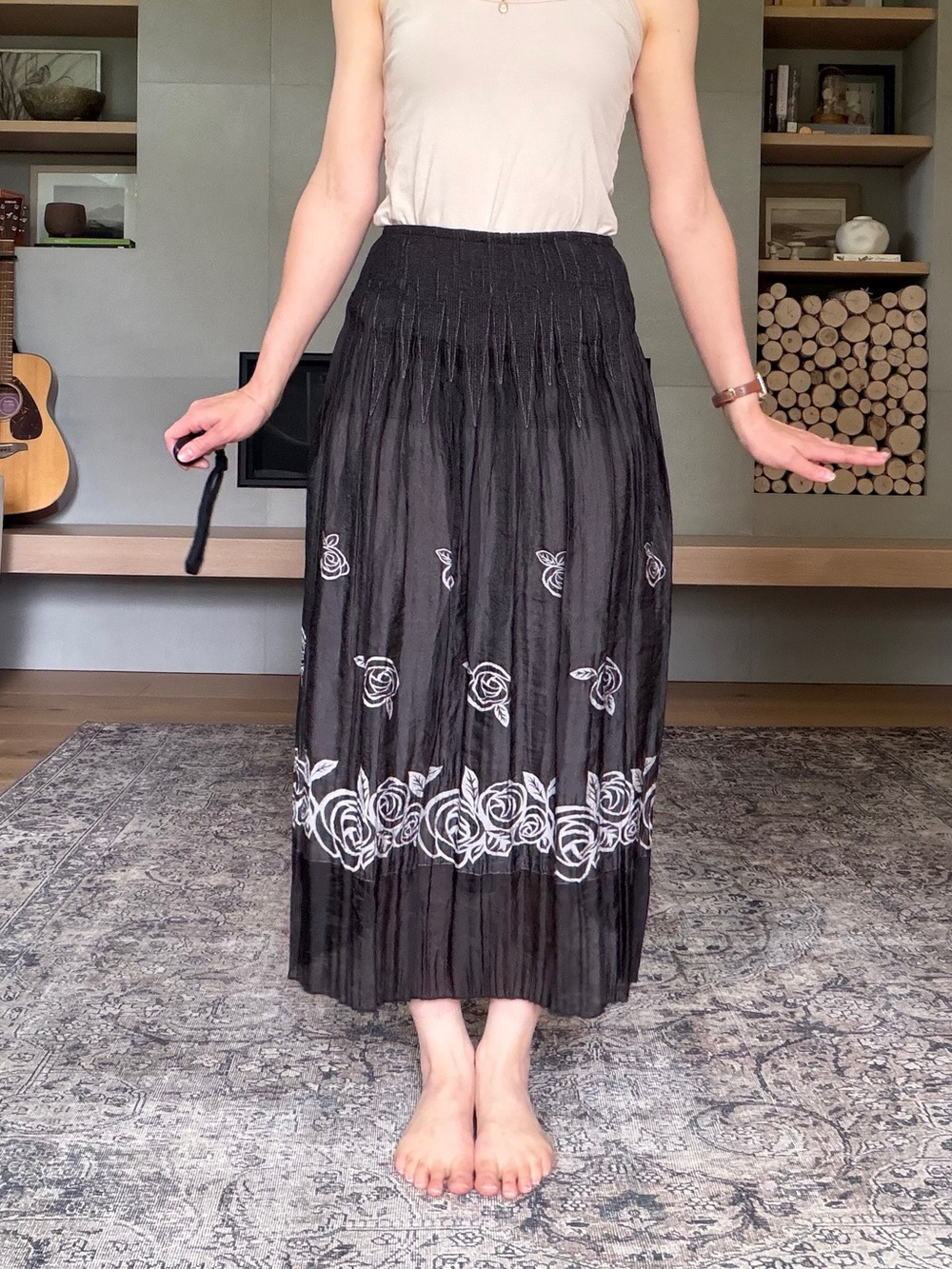 Vintage smocked waist pleated midi Skirt xs to large - Picture 3 of 14